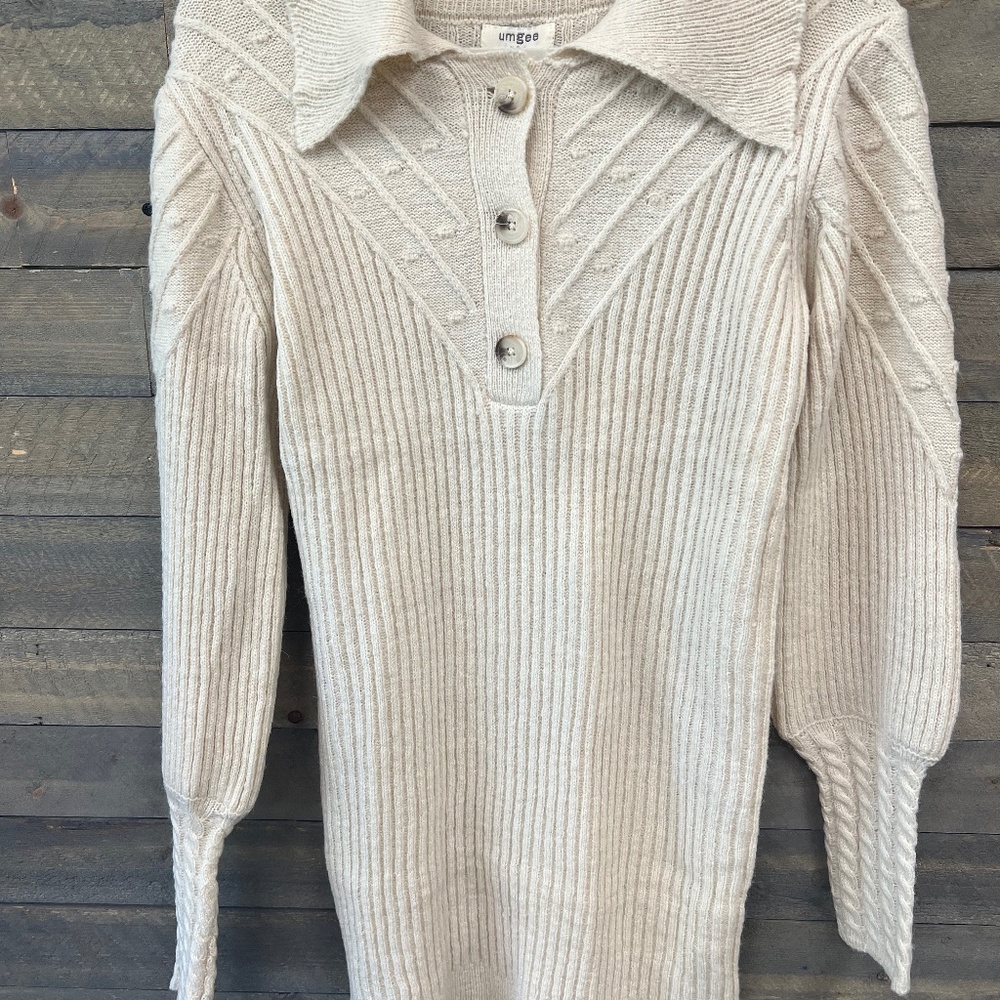Knit Collared Long Sleeve Dress with Adjustable Button
